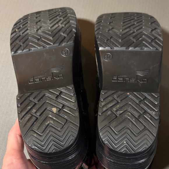 Dansko Black Floral Clogs - Picture 4 of 7